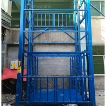 直銷鏈條導(dǎo)軌式液壓貨梯，液壓叉車，液壓起重貨梯安裝施工